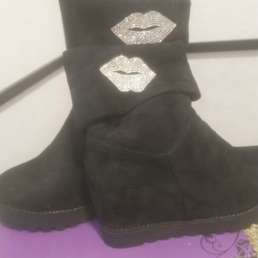 Women's Black Mid-Calf Heeled Boots with Rhinestone Lip Accent